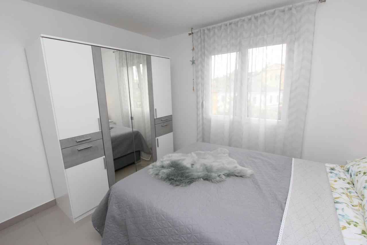 Apartment Sorriso 2 Rovinj Dış mekan fotoğraf